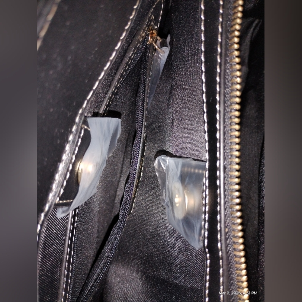 NINE WEST: BLACK SHOULDER BAG - Picture 15 of 15